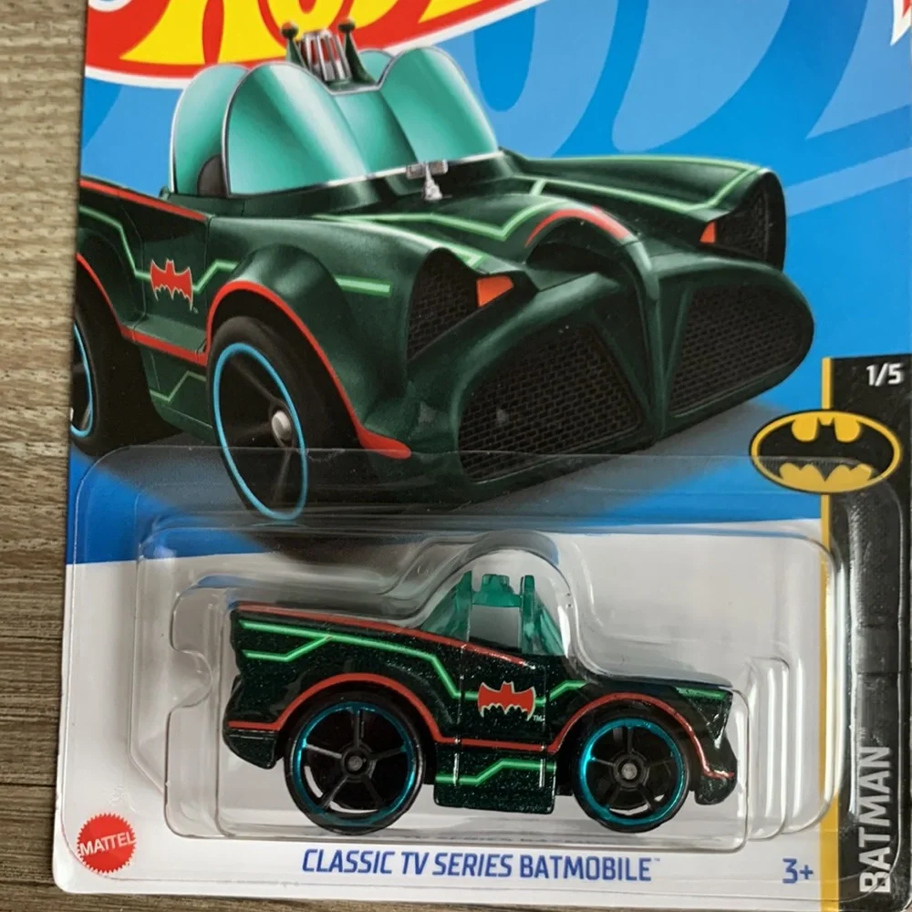 Hot Wheels Batman Classic TV Series Vehicle Batmobile Green Car 2023 Bat Mobile
